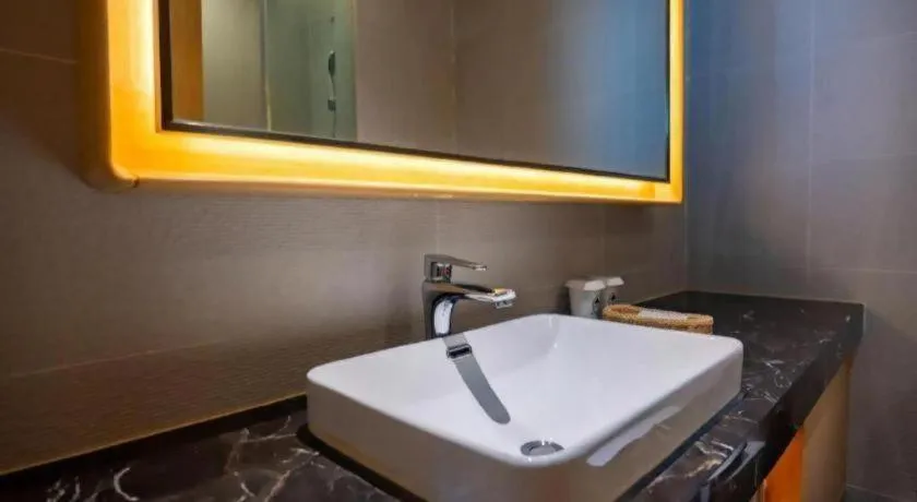 GreenTree Inn Lianyungang Suning Square Hualian Mantion Hotel