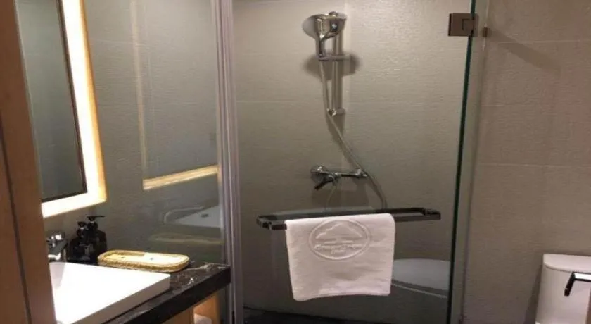 GreenTree Inn Lianyungang Suning Square Hualian Mantion Hotel