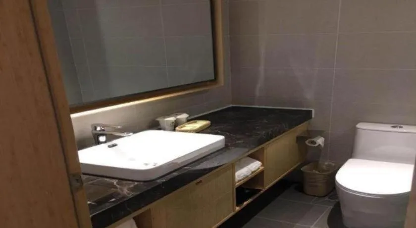 GreenTree Inn Lianyungang Suning Square Hualian Mantion Hotel