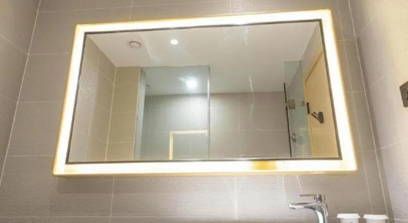 GreenTree Inn Lianyungang Suning Square Hualian Mantion Hotel