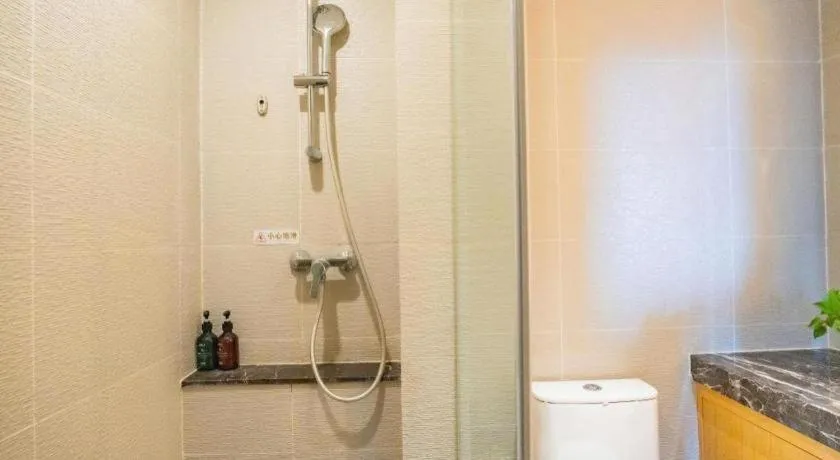 GreenTree Inn Lianyungang Suning Square Hualian Mantion Hotel