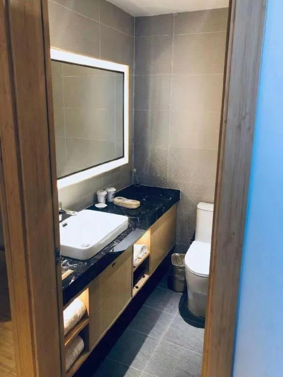 GreenTree Inn Lianyungang Suning Square Hualian Mantion Hotel