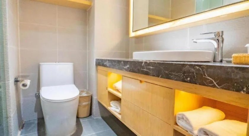 GreenTree Inn Lianyungang Suning Square Hualian Mantion Hotel