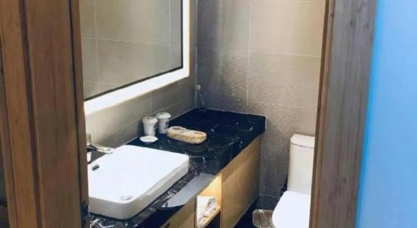 GreenTree Inn Lianyungang Suning Square Hualian Mantion Hotel