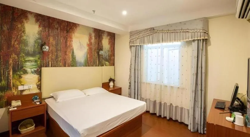 Bed in GreenTree Inn xinghua Middle Yingwu Road Express Hotel