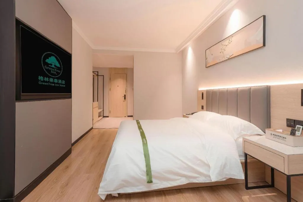 Bed in GreenTree Inn xinghua Middle Yingwu Road Express Hotel