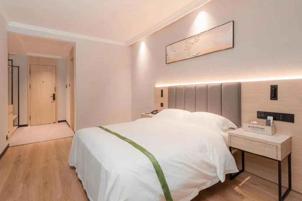 Bed in GreenTree Inn xinghua Middle Yingwu Road Express Hotel