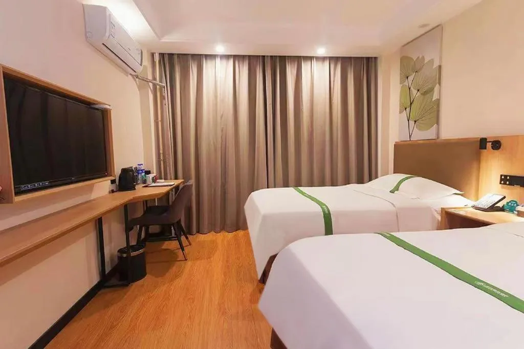 Bed in GreenTree Inn Puyang Pushang Huanghe Road