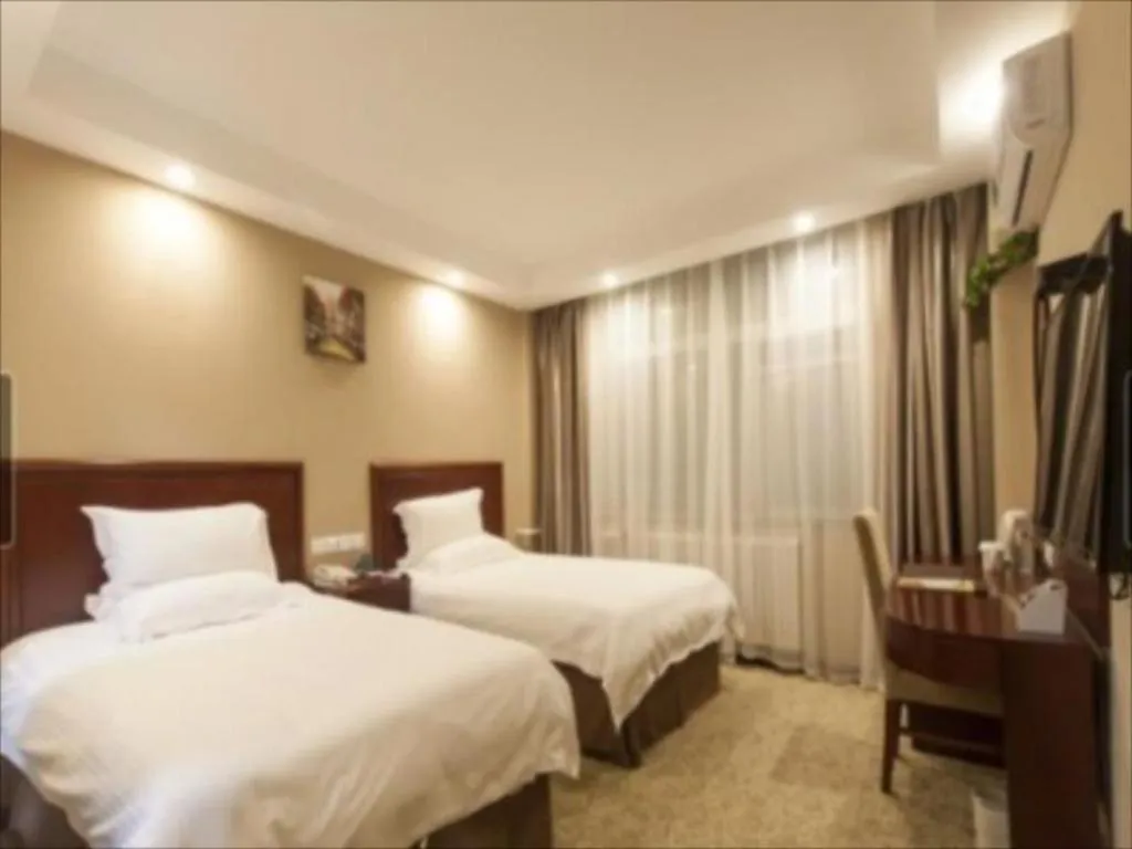 Bed in GreenTree Inn Puyang Pushang Huanghe Road