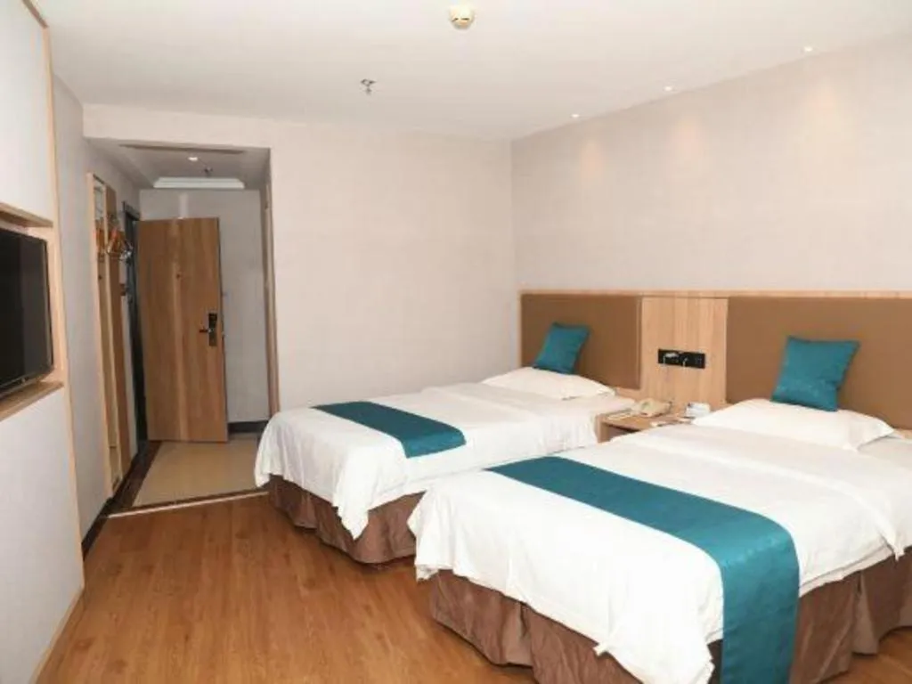 Bed in GreenTree Inn Beijing Shangdi East Anningzhuang Road Shell Hotel