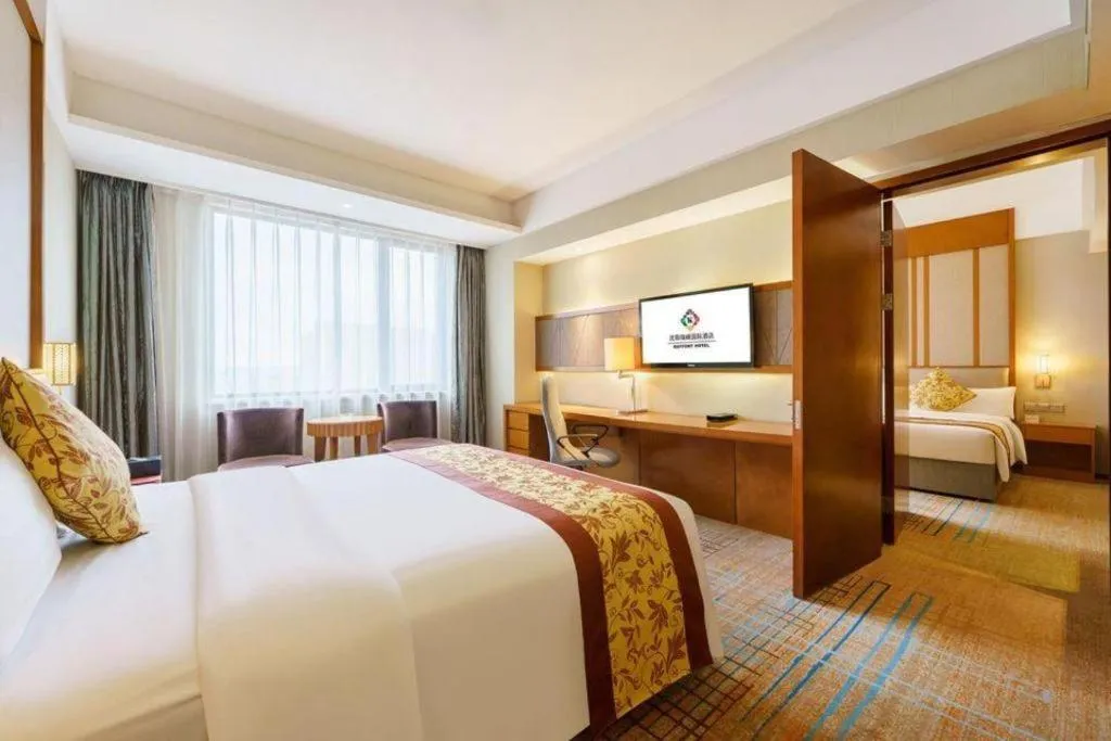 Bed in Shenyang Rayfont International Hotel