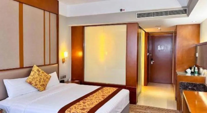 Bed in Shenyang Rayfont International Hotel