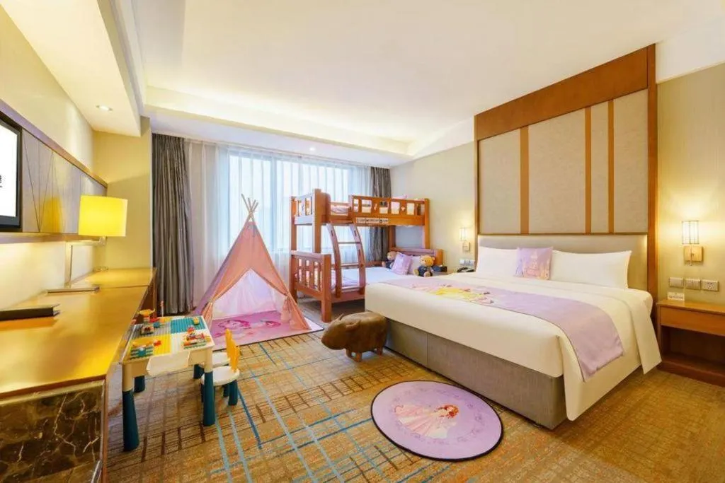 Bed in Shenyang Rayfont International Hotel