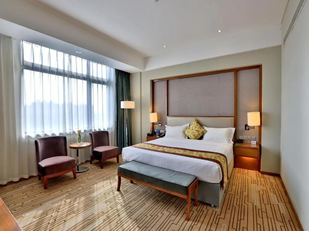 Bed in Shenyang Rayfont International Hotel