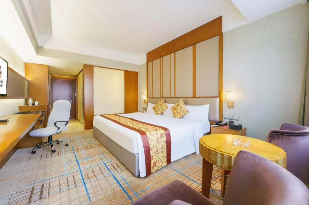Bed in Shenyang Rayfont International Hotel