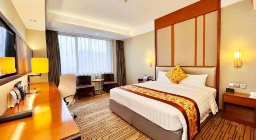 Bed in Shenyang Rayfont International Hotel