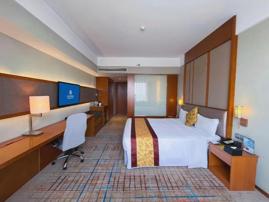 Bed in Shenyang Rayfont International Hotel