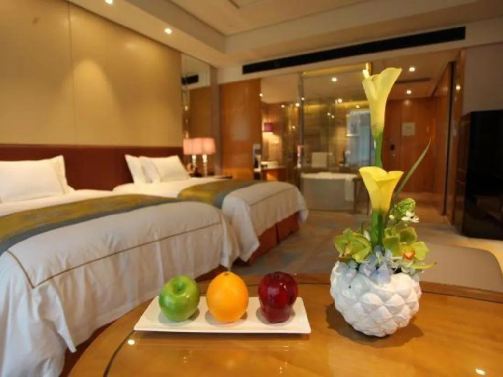 Bed in Grand Parkray Hangzhou Hotel