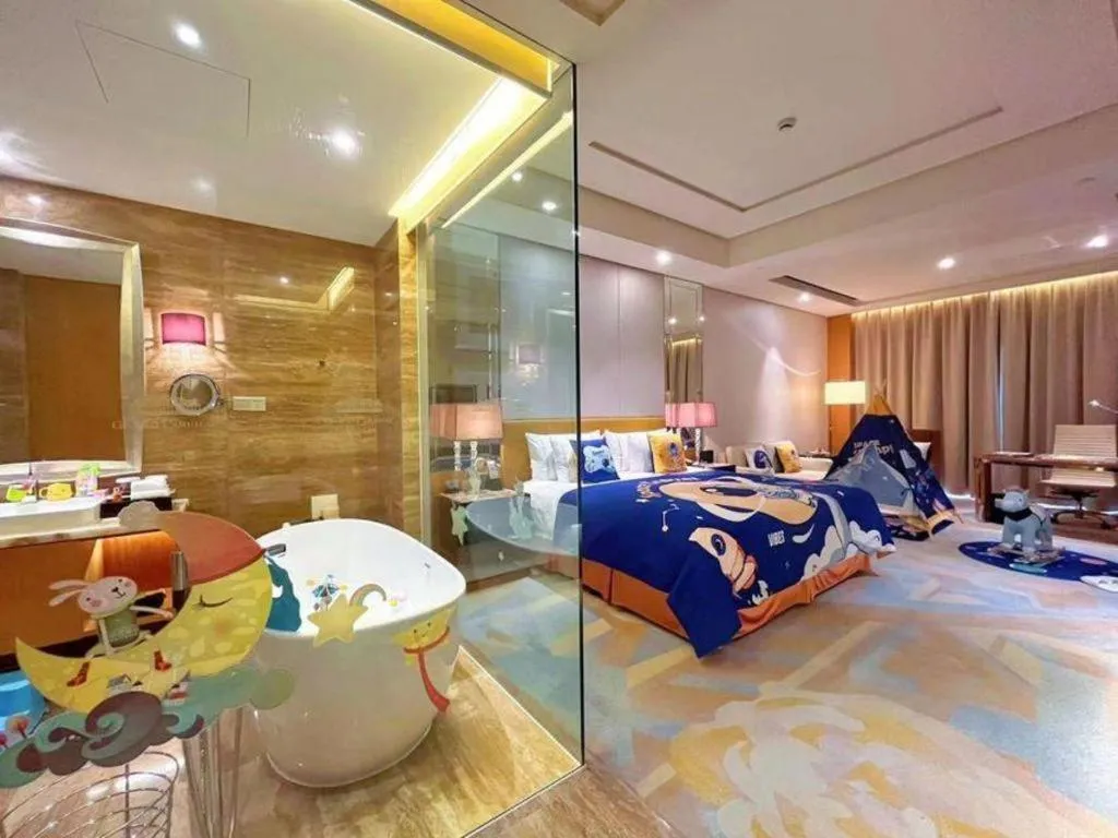 Bed in Grand Parkray Hangzhou Hotel