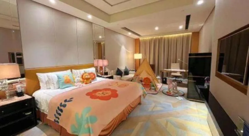 Bed in Grand Parkray Hangzhou Hotel