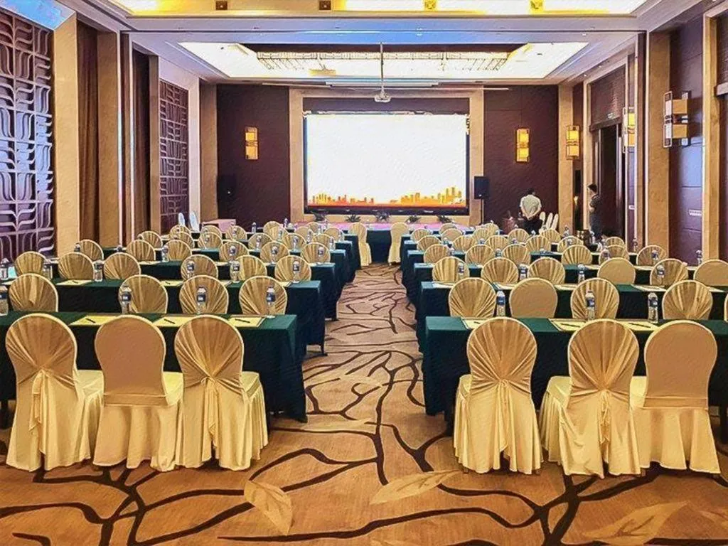 Maison New Century Hotel Wuyuan Haiyan