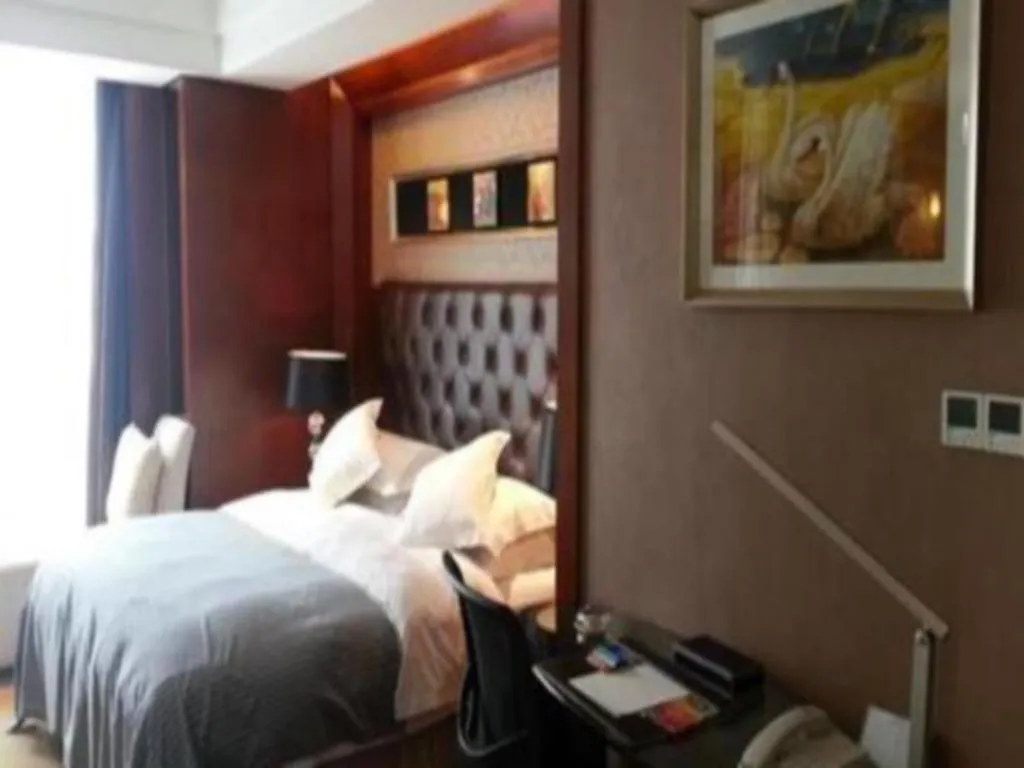 Bed in Jiaxing Haiyan Hangzhou Bay International Hotel