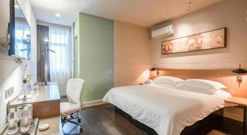 Bed in Jinjiang Inn Hangzhou Xihu Avenue Branch