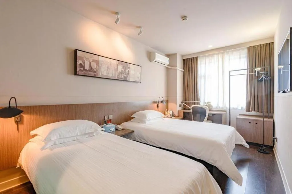 Bed in Jinjiang Inn Hangzhou Xihu Avenue Branch