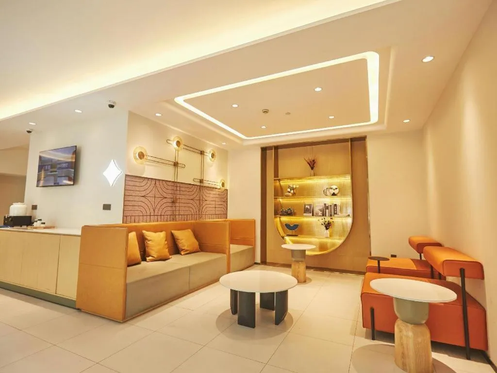 Jinjiang Inn Zhengzhou Railway Station Erqi Square Metro Station