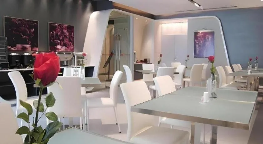 Jinjiang Inn Zhengzhou Railway Station Erqi Square Metro Station