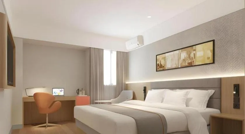 Bed in Jinjiang Inn Zhengzhou Railway Station Erqi Square Metro Station