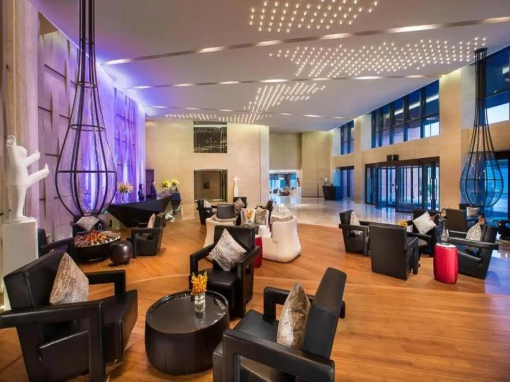 Himalayas Qingdao Hotel