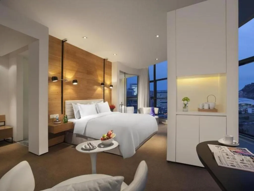 Bed in Himalayas Qingdao Hotel