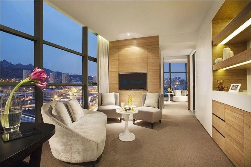 Himalayas Qingdao Hotel