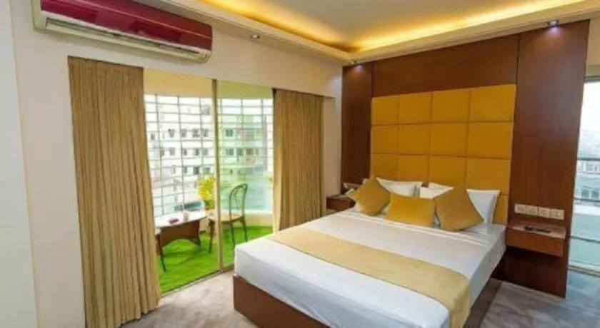 Bed in Grand Dhaka Hotel