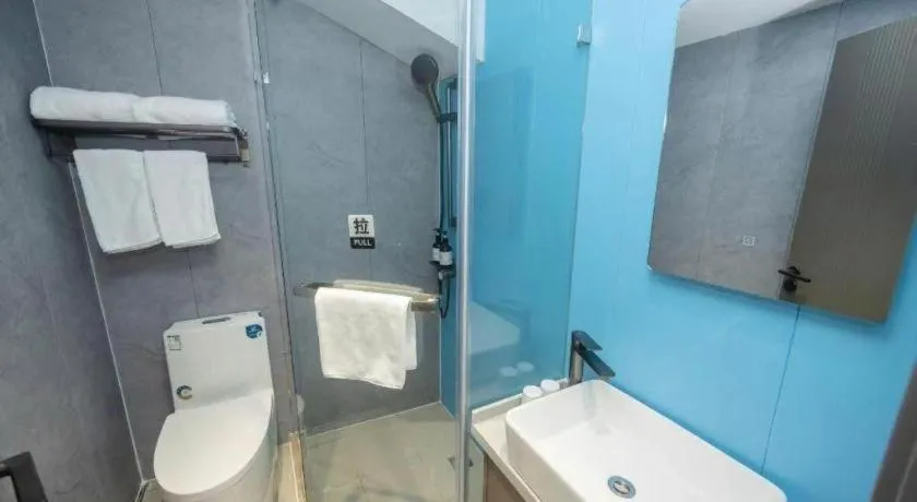 GreenTree Inn Shanghai South Railway Station Xujiahui Stadium Subway Station Shell Hotel