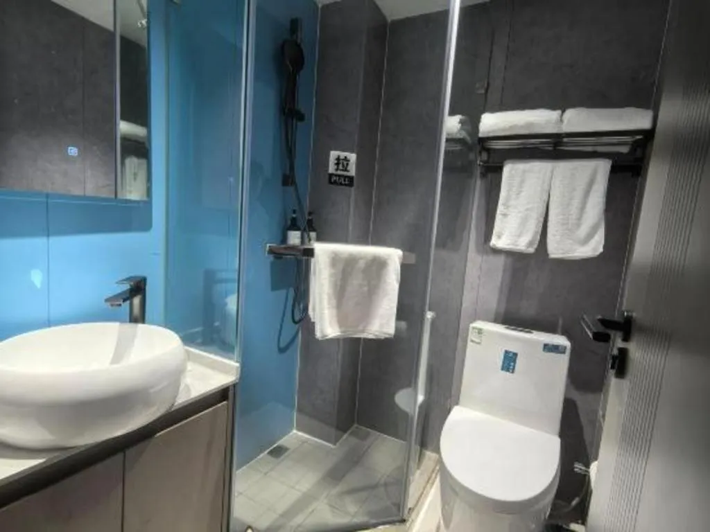 GreenTree Inn Shanghai South Railway Station Xujiahui Stadium Subway Station Shell Hotel