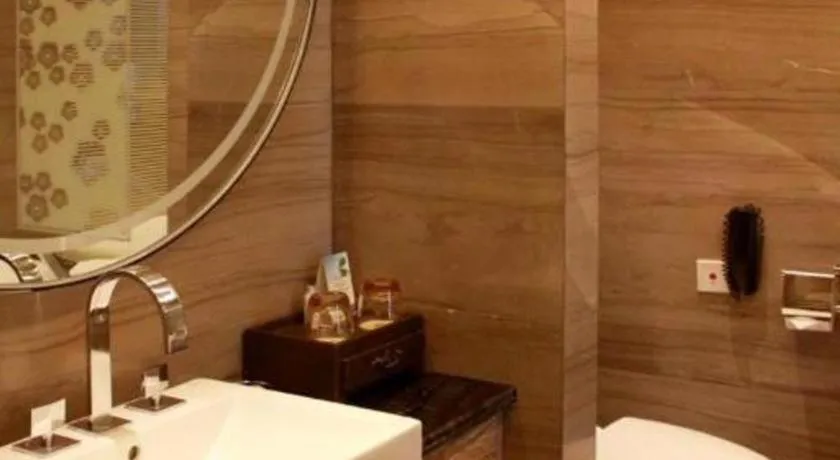 Zhangjiagang Zhonglian GDH International Hotel