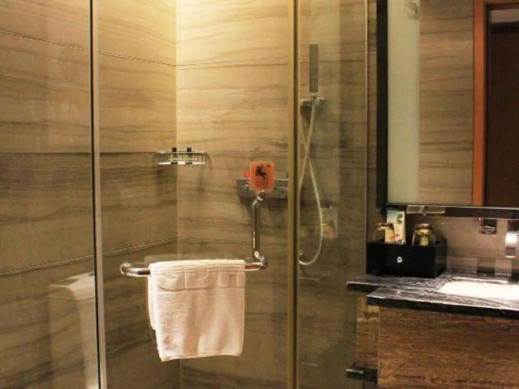 Zhangjiagang Zhonglian GDH International Hotel