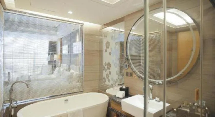 Zhangjiagang Zhonglian GDH International Hotel