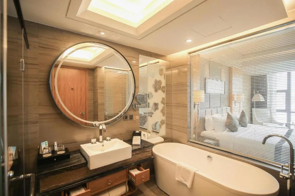 Zhangjiagang Zhonglian GDH International Hotel