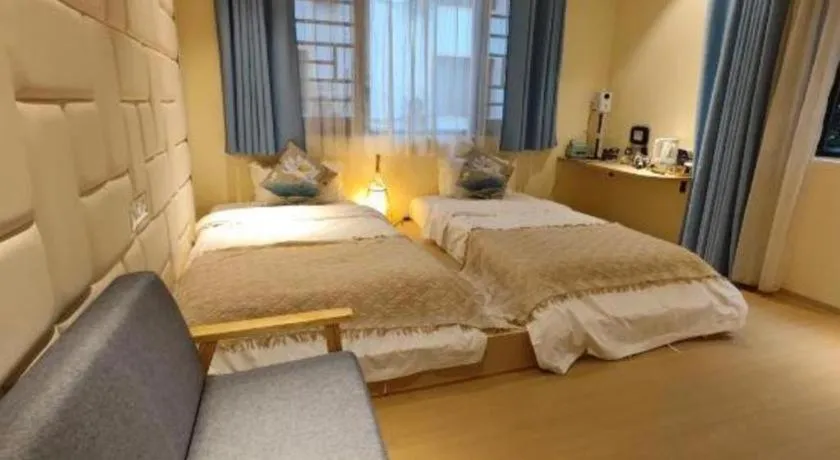 Bed in Parkside Hostel