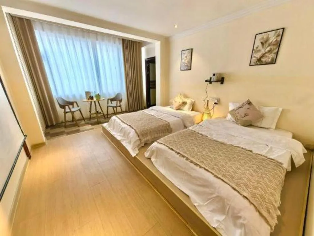 Bed in Parkside Hostel