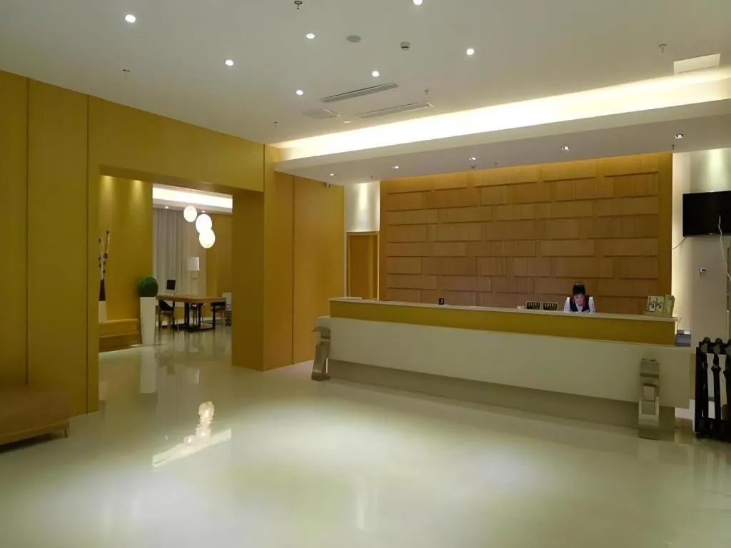 GreenTree Inn Shanghai Caohejing Development Zone Songjiang Park Jiuxin Road Business Hotel