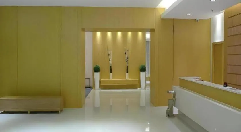 GreenTree Inn Shanghai Caohejing Development Zone Songjiang Park Jiuxin Road Business Hotel