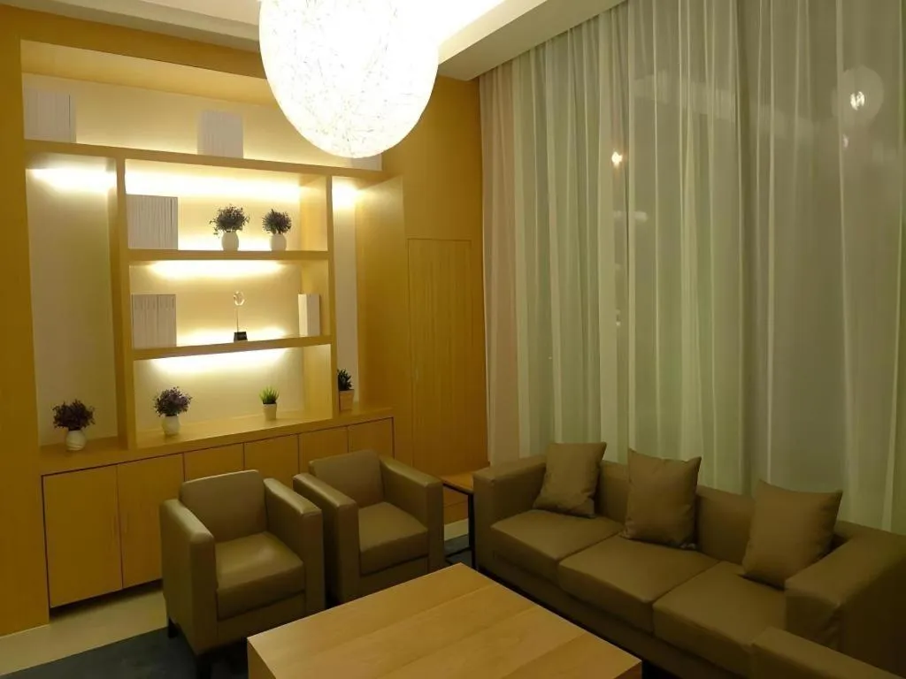 GreenTree Inn Shanghai Caohejing Development Zone Songjiang Park Jiuxin Road Business Hotel