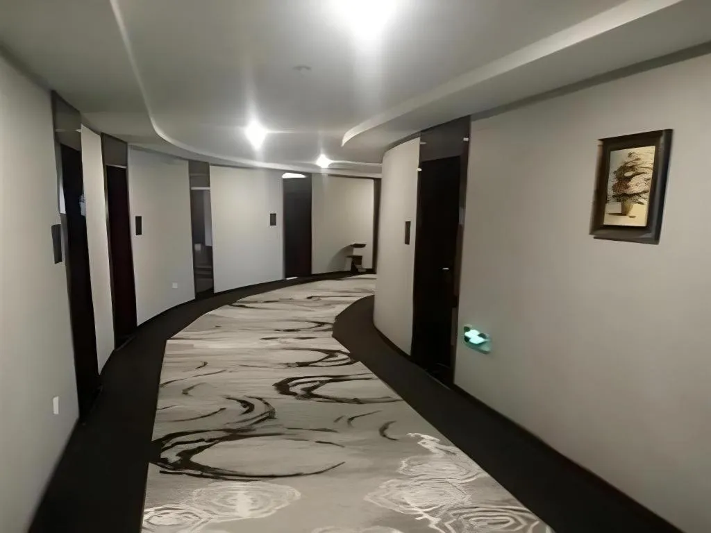 Xinxiang Zhongzhou Yihe Hotel