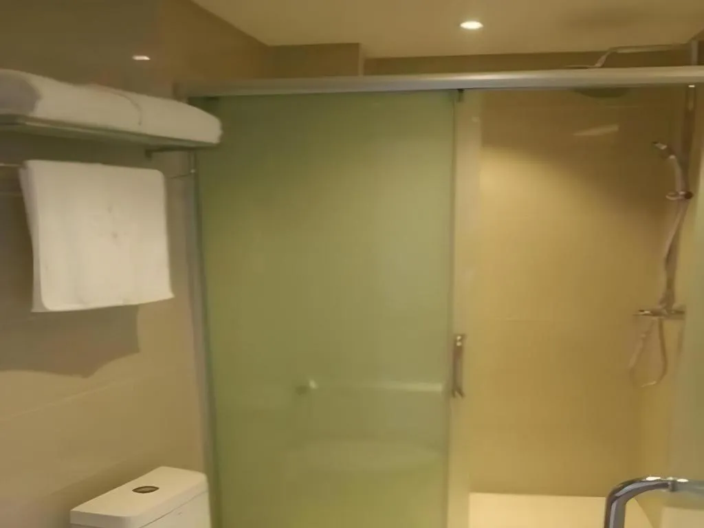 Xinxiang Zhongzhou Yihe Hotel