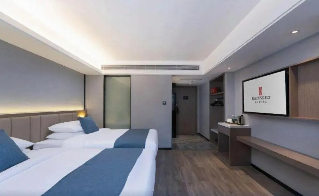 Bed in Nanning Prince Hotel