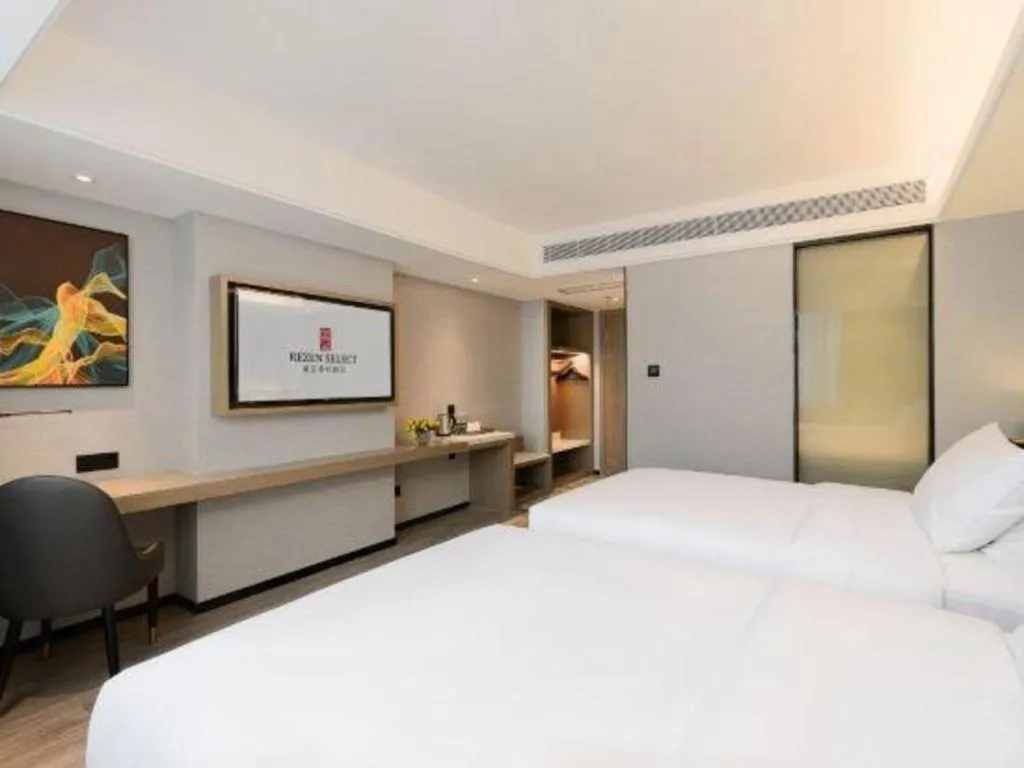 Bed in Nanning Prince Hotel